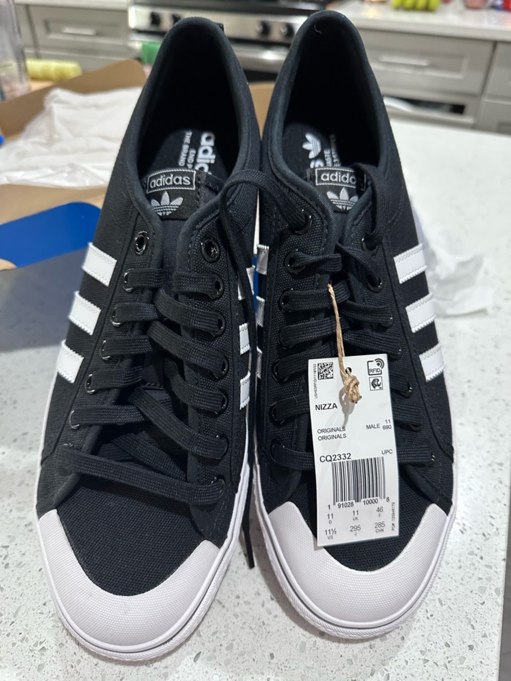 Men's adidas Nizza Sneakers Size 11.5